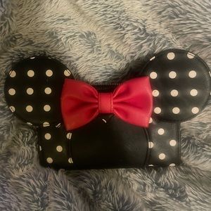 Minnie Mouse Loungefly Wallet